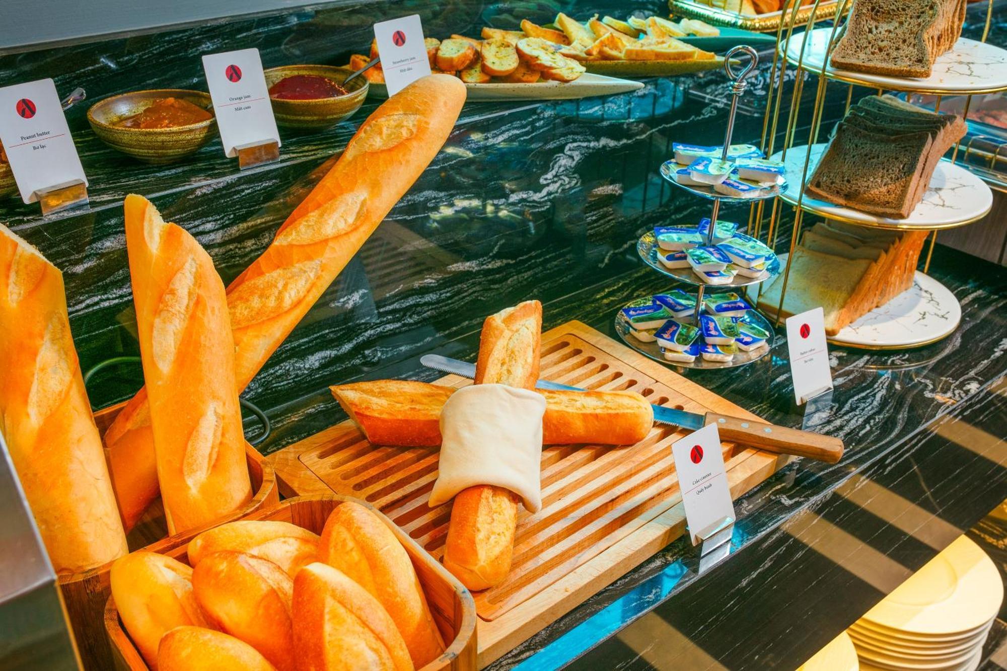 Aurora Central Hanoi Hotel 外观 照片