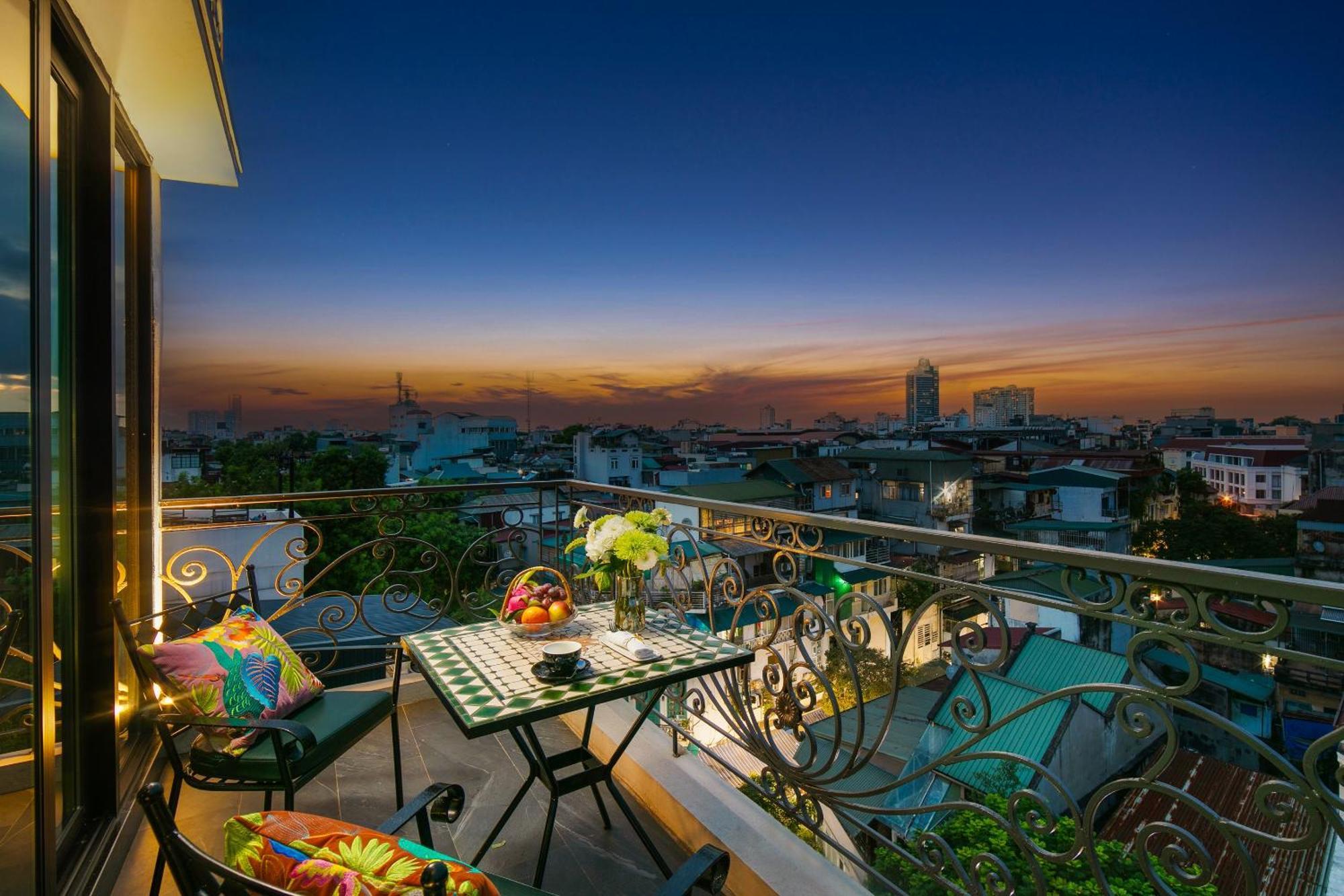 Aurora Central Hanoi Hotel 外观 照片
